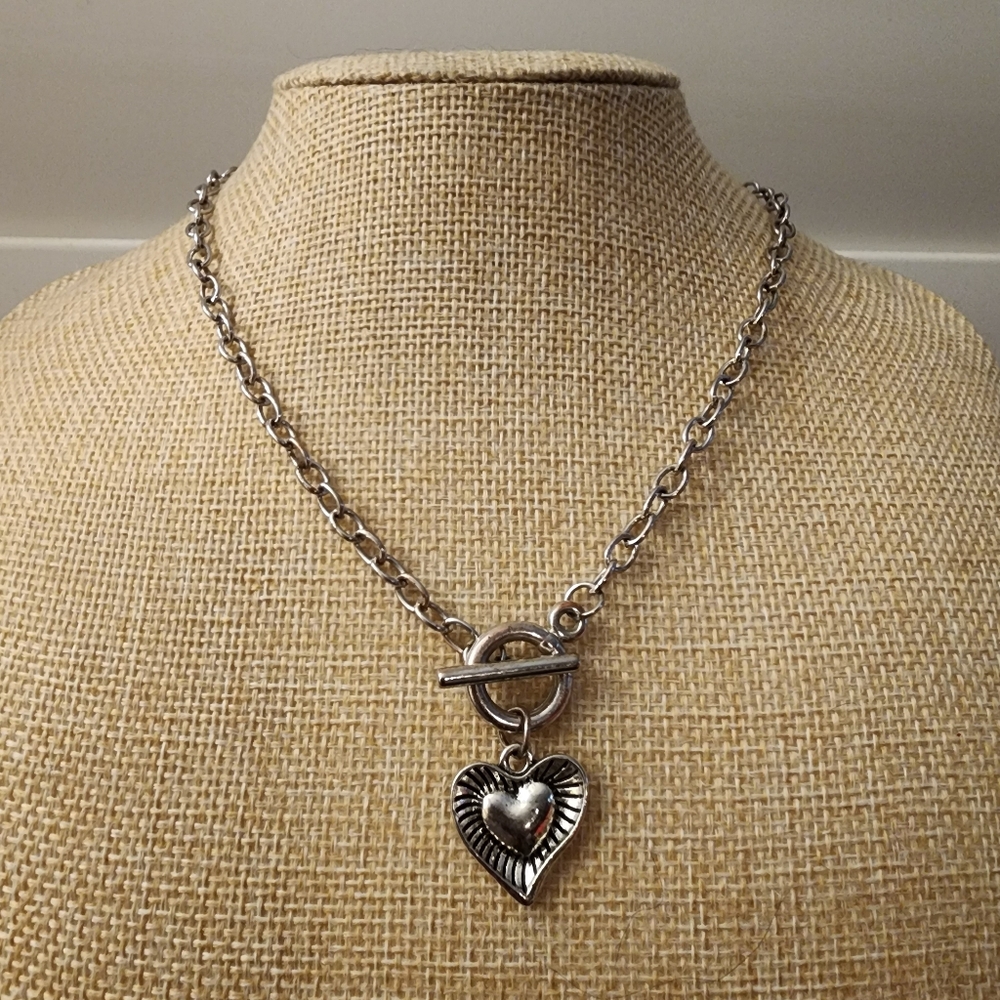 Silver Heart Pendant Toggle Necklace  Boho Coquette Casual Statement Classy